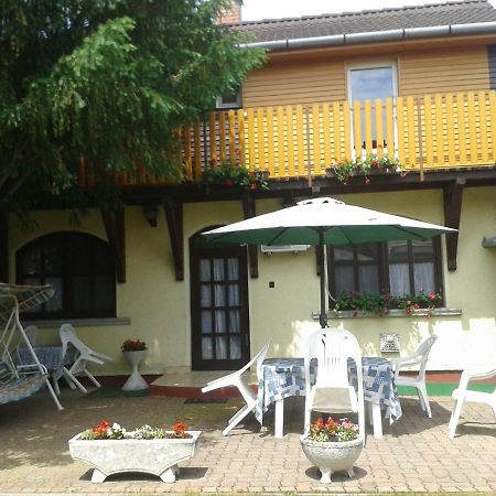 Sarkadi Apartman Hajdúszoboszló Exteriér fotografie